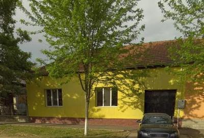Casă cu 6 camere cu Teren 1165 Mp în Tinca