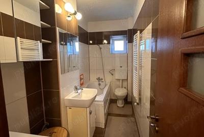 Apartament cu 2 camere semidecomandat în Parcul Carol