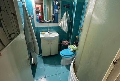 Apartament cu 3 camere decomandat în 5 Călărasi