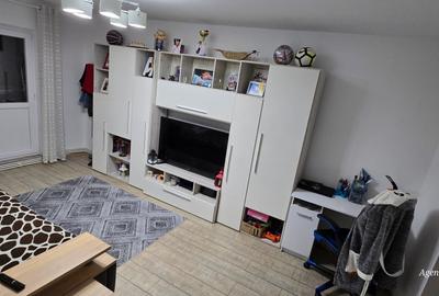 Apartament cu 3 camere decomandat în Central - 2
