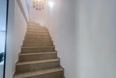 Casă cu 4 camere cu Teren 107 Mp în Central