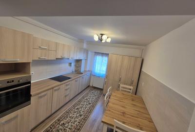 Apartament cu 2 camere semidecomandat în Răcădău