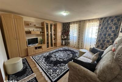 Casă cu 5 camere cu Teren 1500 Mp în Central