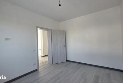 Casă cu 3 camere în Dumbrăvița