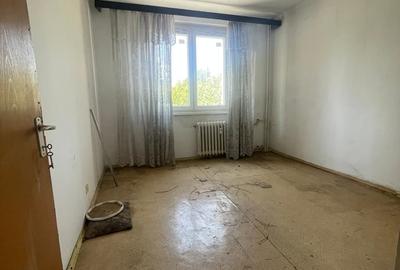 Apartament cu 3 camere semidecomandat în Gorjului - 3