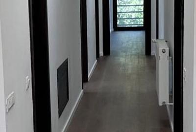 Apartament cu 4 camere în Kiseleff
