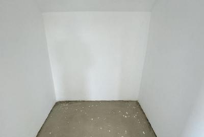 Casă cu 5 camere cu Teren 500 Mp în Holboca