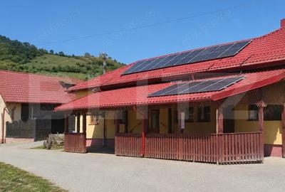 Casă cu Teren 200 Mp în Feldioara