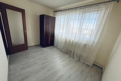 Apartament cu 2 camere semidecomandat în 9 Mai - 6