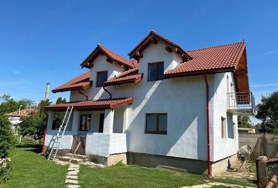 Casă cu Teren 400 Mp în Chișoda