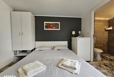 Casă cu 7 camere cu Teren 500 Mp în Central - 8