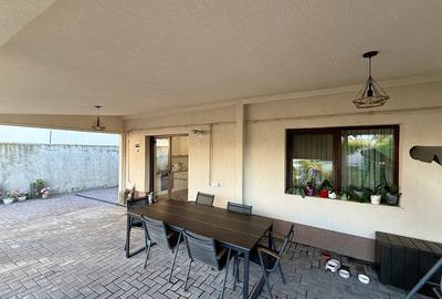 Casă cu 4 camere cu Teren 504 Mp în Central - 1