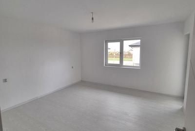 Casă cu 5 camere cu Teren 335 Mp în Vidra - 6
