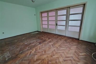 Duplex cu 2 camere cu Canalizare în Central - 12