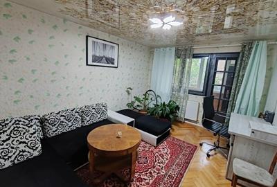 Apartament cu 2 camere decomandat, mobilat în Port