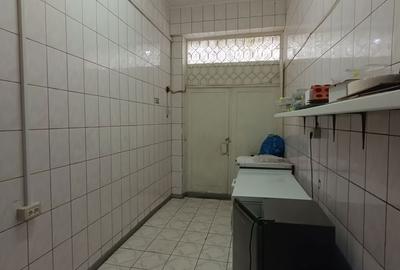 Apartament cu 4 camere în Central - 3