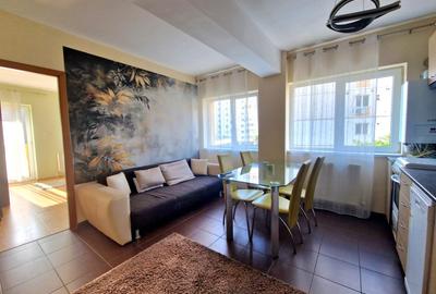 Apartament cu 3 camere semidecomandat în Mărăști