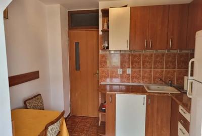 Apartament cu 2 camere decomandat în Mihai Bravu