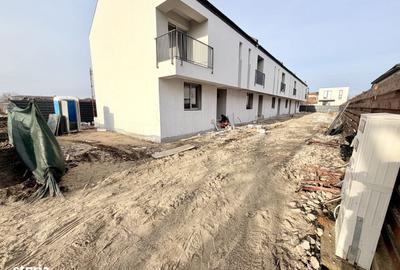 Casă cu 4 camere cu Teren 148 Mp în Central