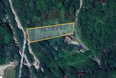 Teren de 1794 mp, în Lunca (Moroeni)