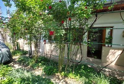 Casă cu 4 camere semidecomandat în Sintești - 11