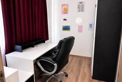 Apartament cu 3 camere semidecomandat în Central - 3