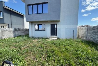 Casă cu 5 camere cu Teren 389 Mp în Cârcea - 1