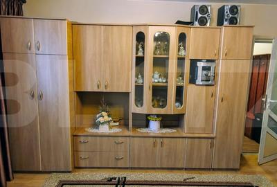 Apartament cu 2 camere semidecomandat, mobilat în Central