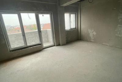 Apartament cu 3 camere decomandat în Central - 3