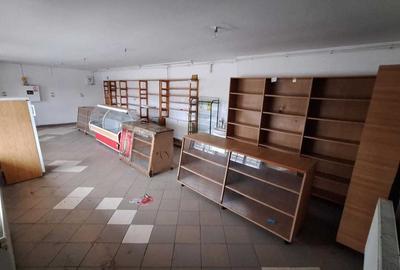 Spațiu comercial, de 74 mp, în Plosca