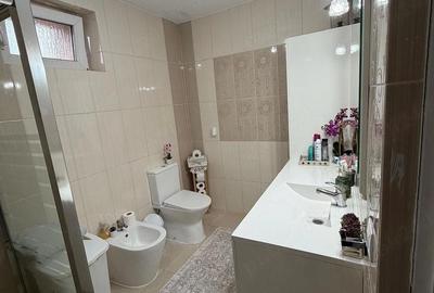 Casă cu 3 camere cu Teren 4000 Mp în Iecea Mare - 7