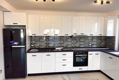 Duplex cu 5 camere cu Canalizare în Central - 5