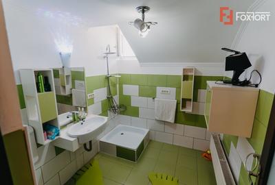 Casă individuală cu 8 camere cu Teren 4424 Mp în Jebel - 19