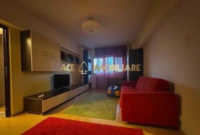 Apartament cu 3 camere semidecomandat, mobilat în Timpuri Noi