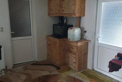 Casă cu 3 camere cu Teren 535 Mp în Central