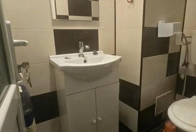 Apartament cu 3 camere decomandat în Central - 9