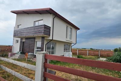 Casă individuală cu 4 camere cu Teren 277 Mp în Berceni