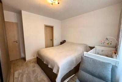 Apartament cu 3 camere decomandat, mobilat în Tractorul - 9