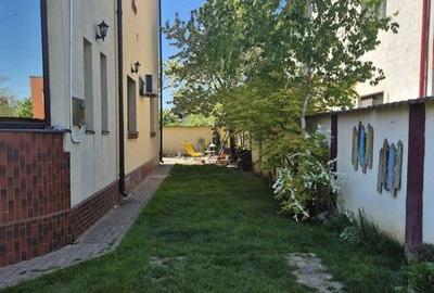 Casă cu 4 camere cu Teren 180 Mp în Central