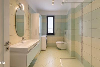 Casă cu 4 camere decomandat în Pipera