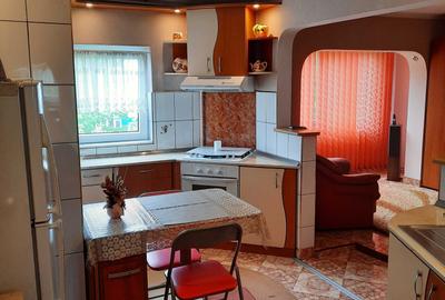Apartament cu 4 camere decomandat în Turda - 4