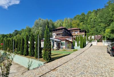 Spațiu comercial, de 2,000 mp, în Cornu de Jos (Cornu)