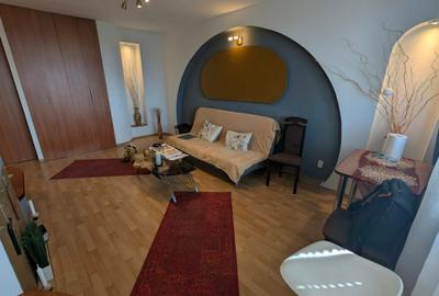 Garsonieră decomandată în Băneasa