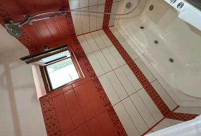 Apartament cu 2 camere semidecomandat în Complex Studențesc