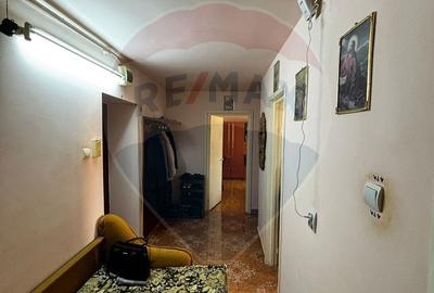 Apartament cu 2 camere decomandat în Cetate - 3