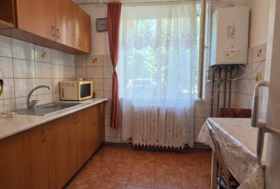 Apartament cu 2 camere semidecomandat în Grigorescu