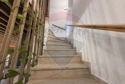 Duplex cu 6 camere cu Teren 671 Mp în Rădaia - 24