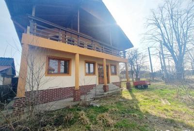 Casă individuală cu 3 camere cu Canalizare în Arcani - 3