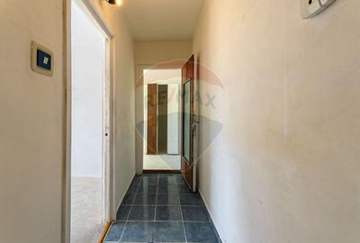 Apartament cu 3 camere decomandat în Astra - 3