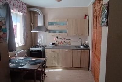 Apartament cu 3 camere decomandat în Prelungirea Ghencea - 2